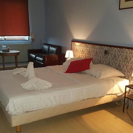 Hotel Bentley Schaerbeek Zewnętrze zdjęcie