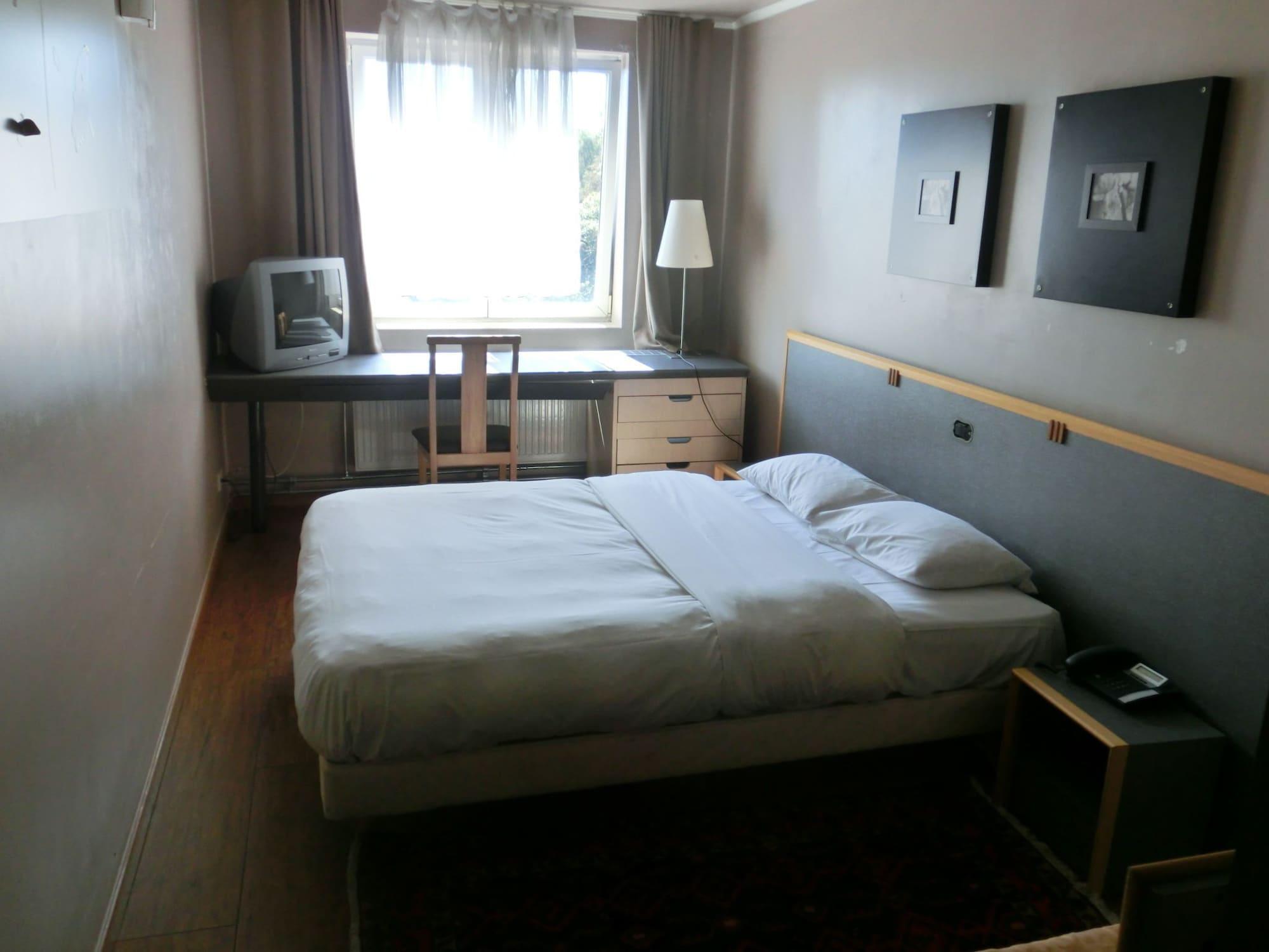 Hotel Bentley Schaerbeek Zewnętrze zdjęcie