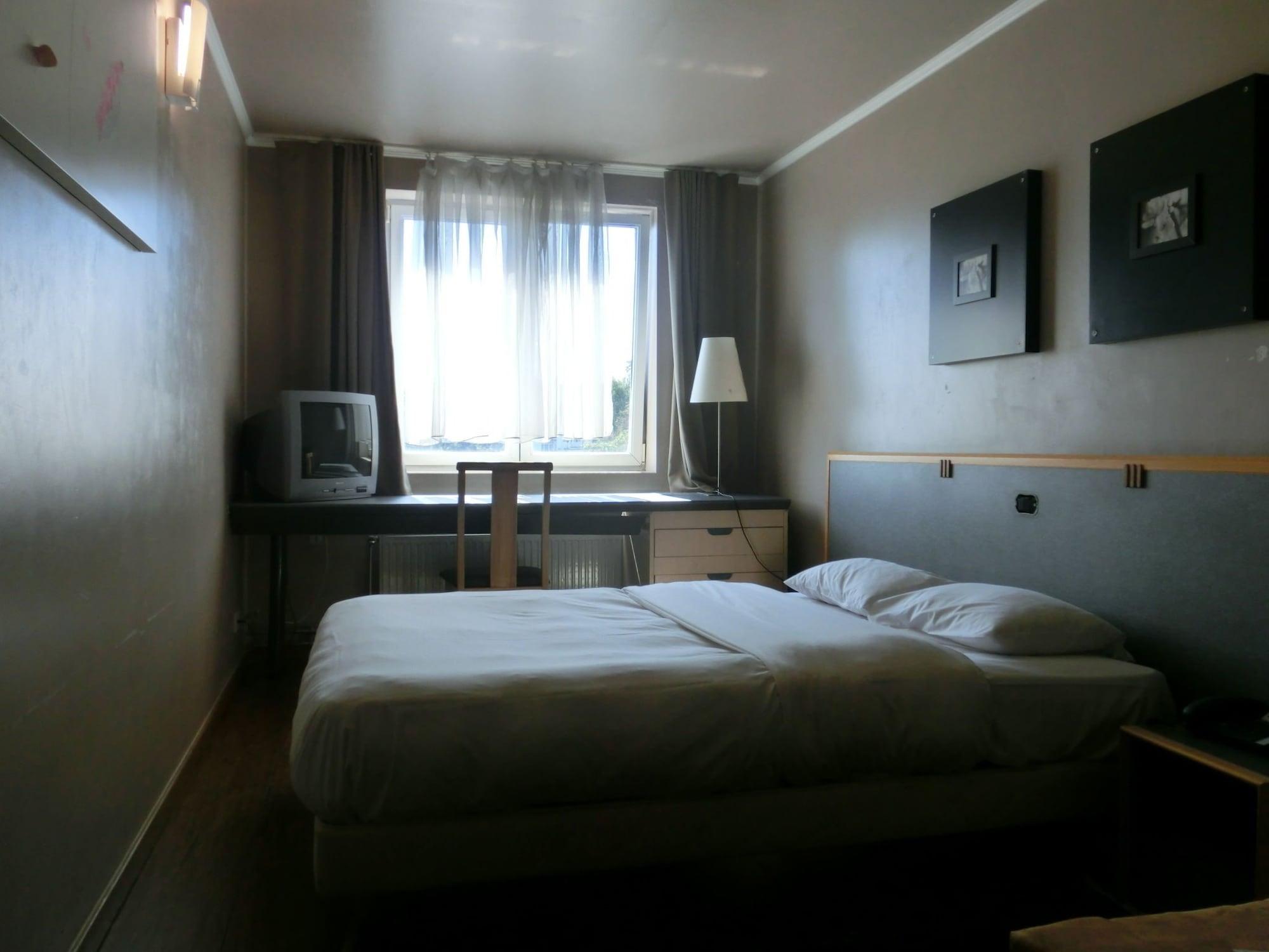 Hotel Bentley Schaerbeek Zewnętrze zdjęcie