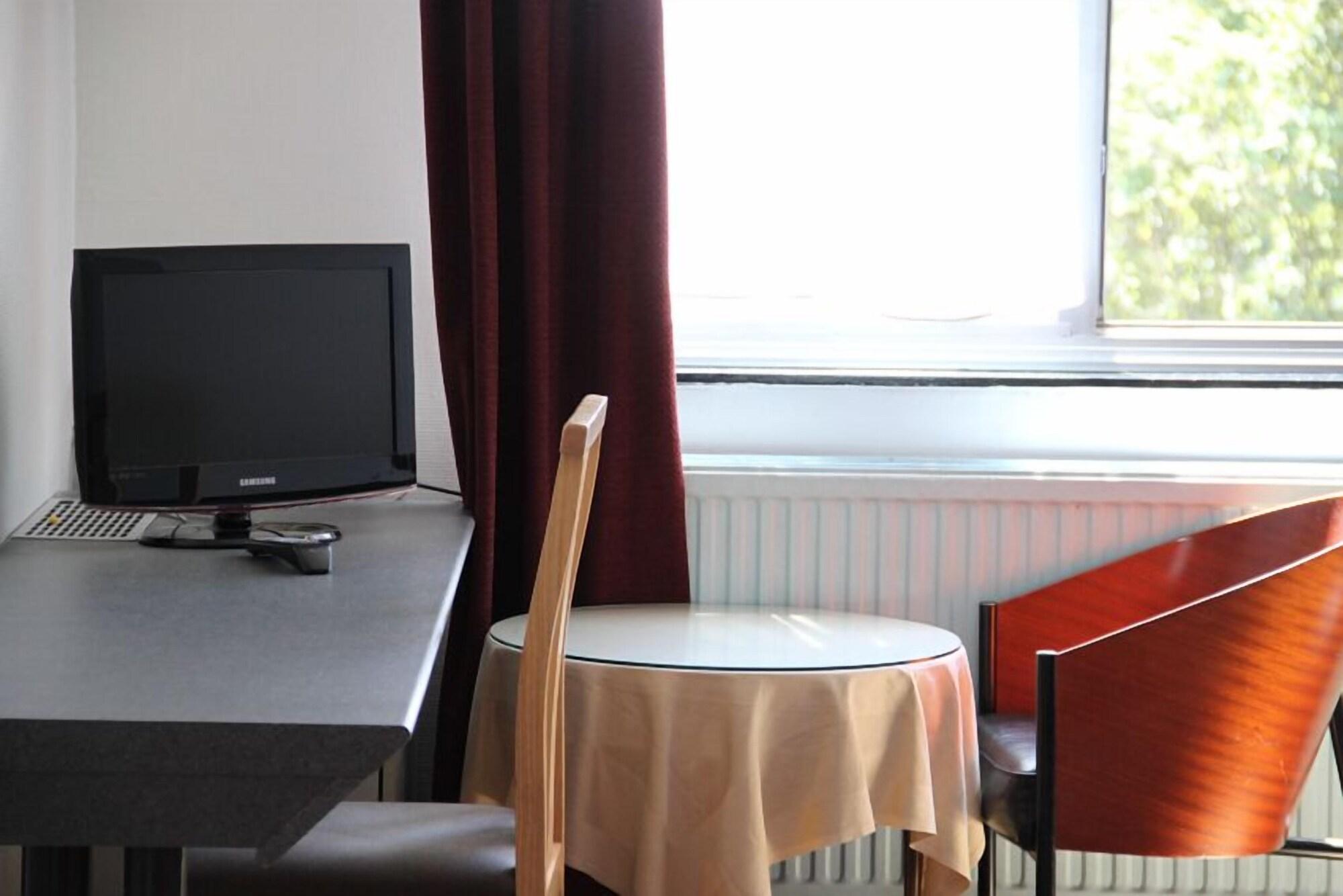 Hotel Bentley Schaerbeek Zewnętrze zdjęcie
