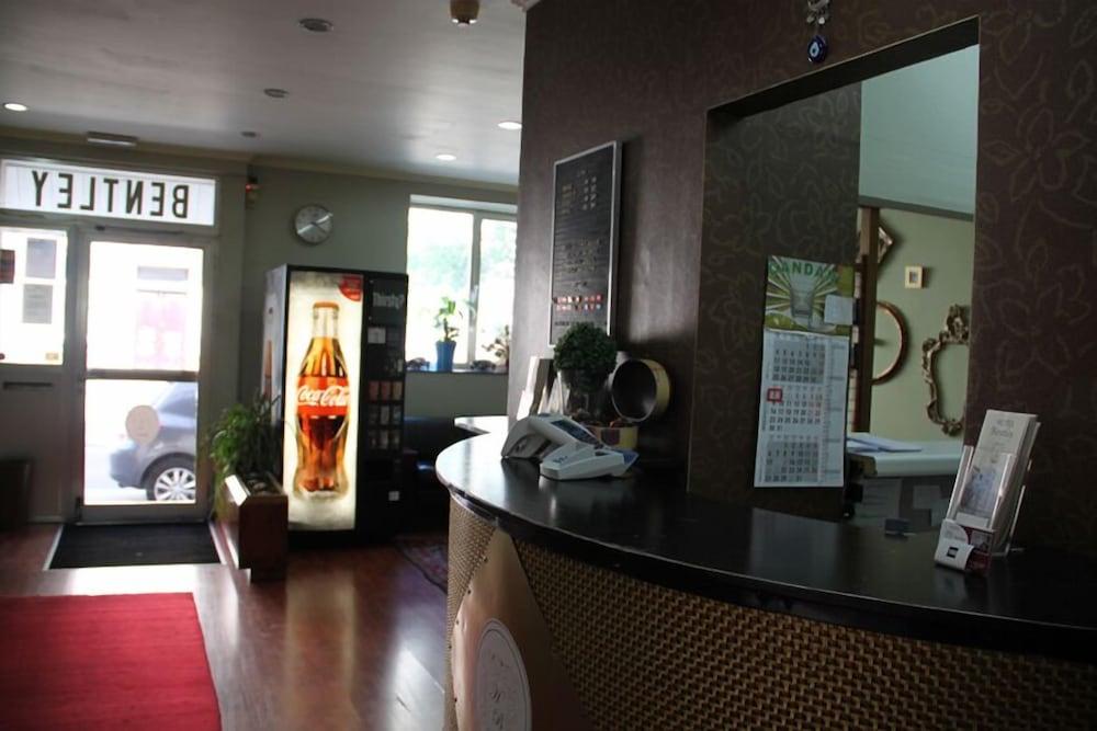 Hotel Bentley Schaerbeek Zewnętrze zdjęcie