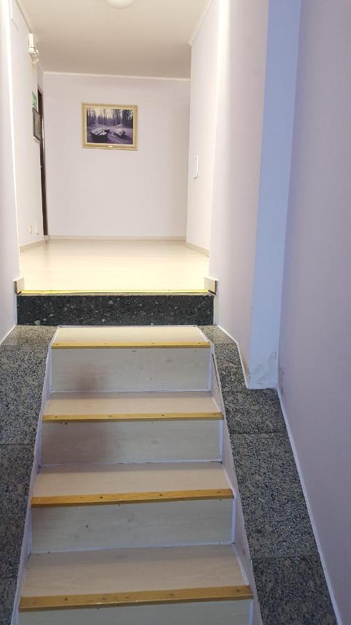 Hotel Bentley Schaerbeek Zewnętrze zdjęcie