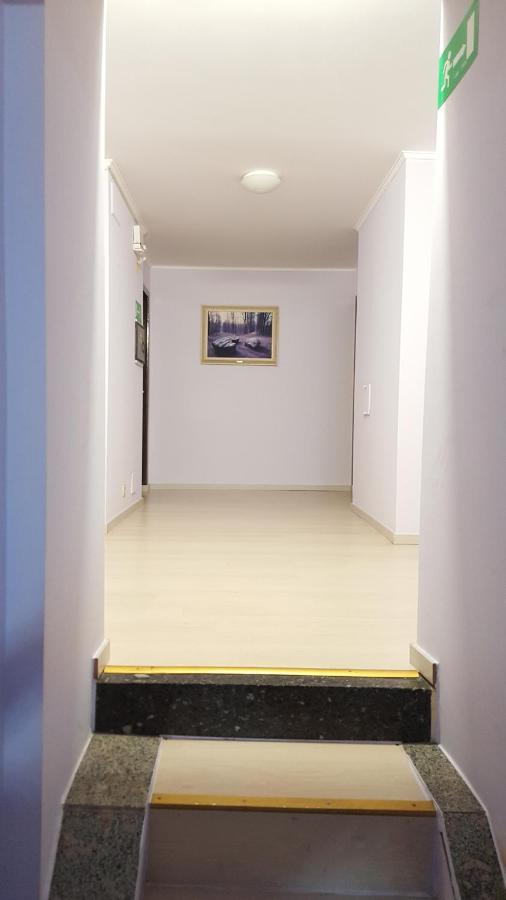 Hotel Bentley Schaerbeek Zewnętrze zdjęcie